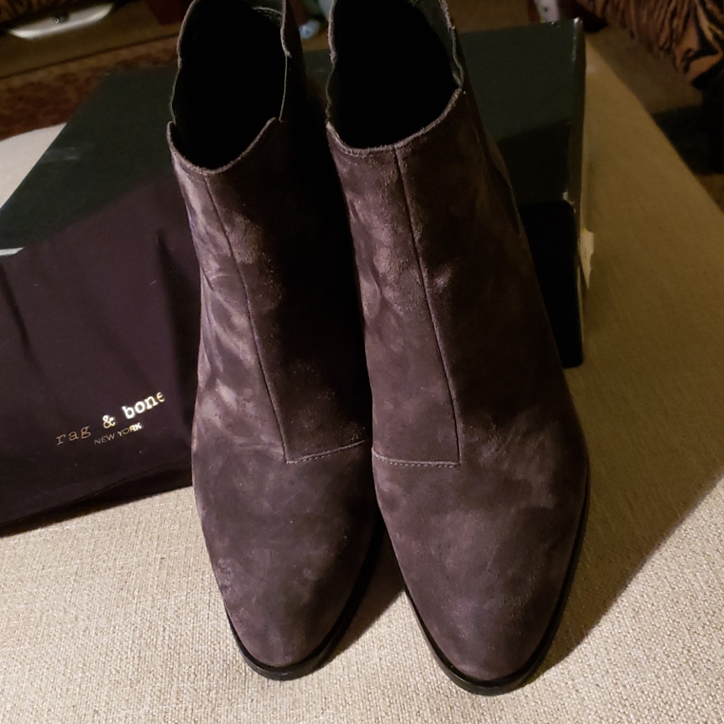 Comfortable Suede Boot